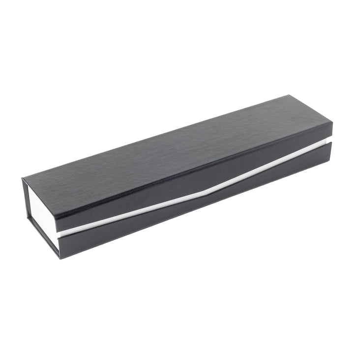 CHAIN BOX IN BLACK & WHITE WITH MAGNETIC LID - BOX FOR BRITAIN