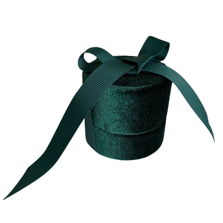 Luxury Plush Round Velvet Ring Box with Ribbon Green - BOX FOR BRITAIN