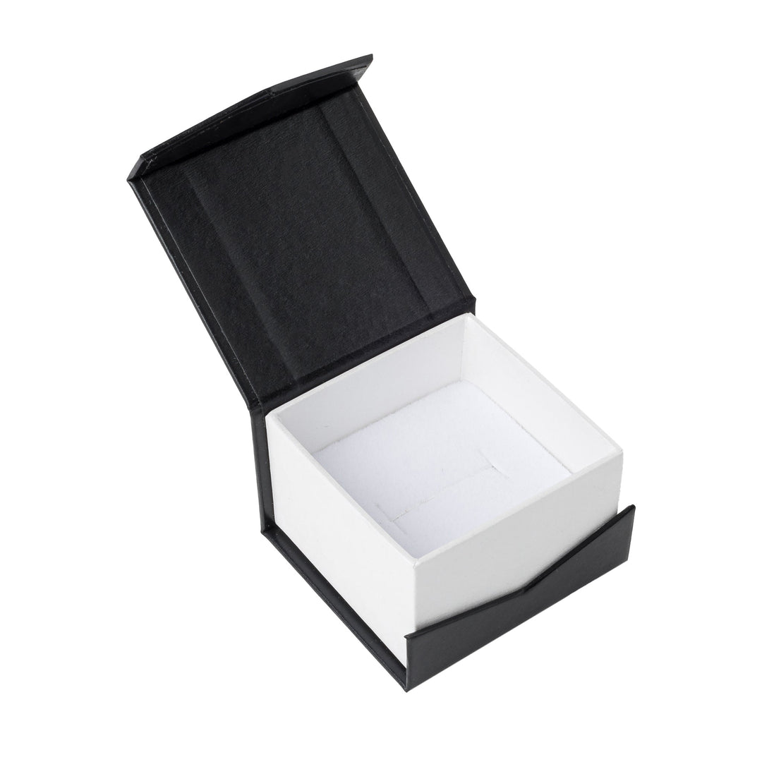 RING BOX IN BLACK & WHITE WITH MAGNETIC LID - BOX FOR BRITAIN