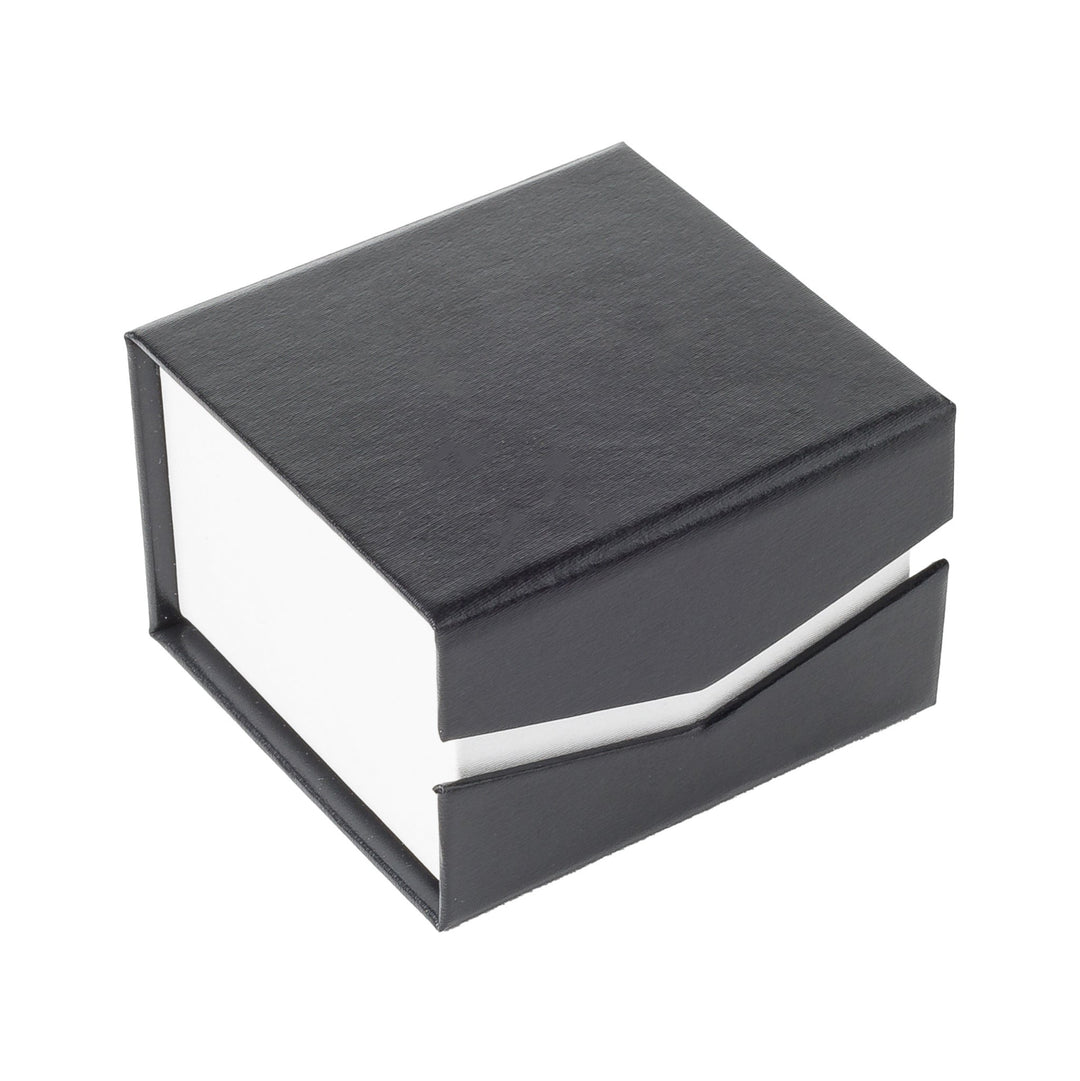 RING BOX IN BLACK & WHITE WITH MAGNETIC LID - BOX FOR BRITAIN