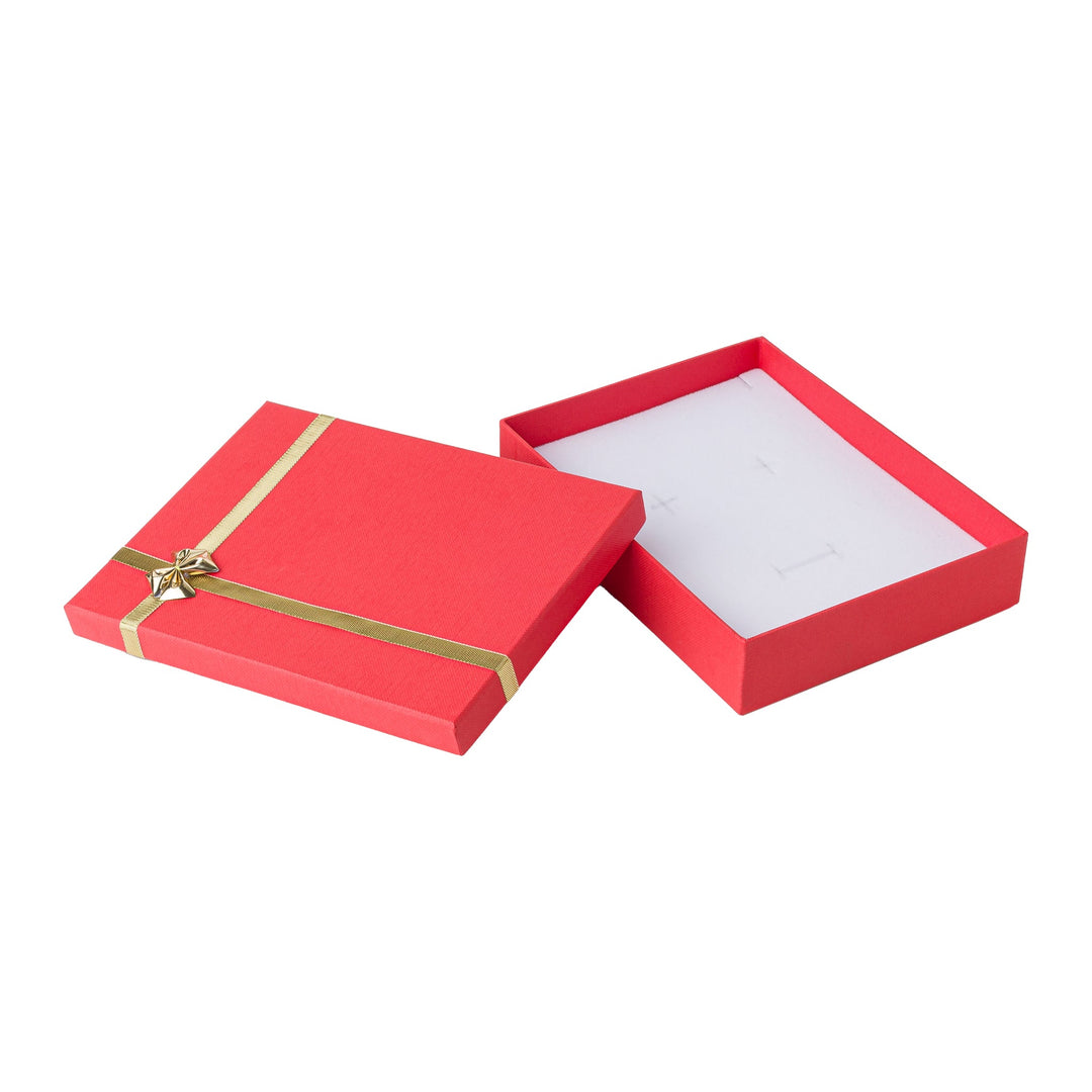 SET, COLLARETTE BOX IN RED WITH GOLD RIBBON AND BOW - BOX FOR BRITAIN