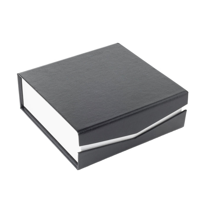 UNIVERSAL BOX IN BLACK & WHITE WITH MAGNETIC LID - BOX FOR BRITAIN